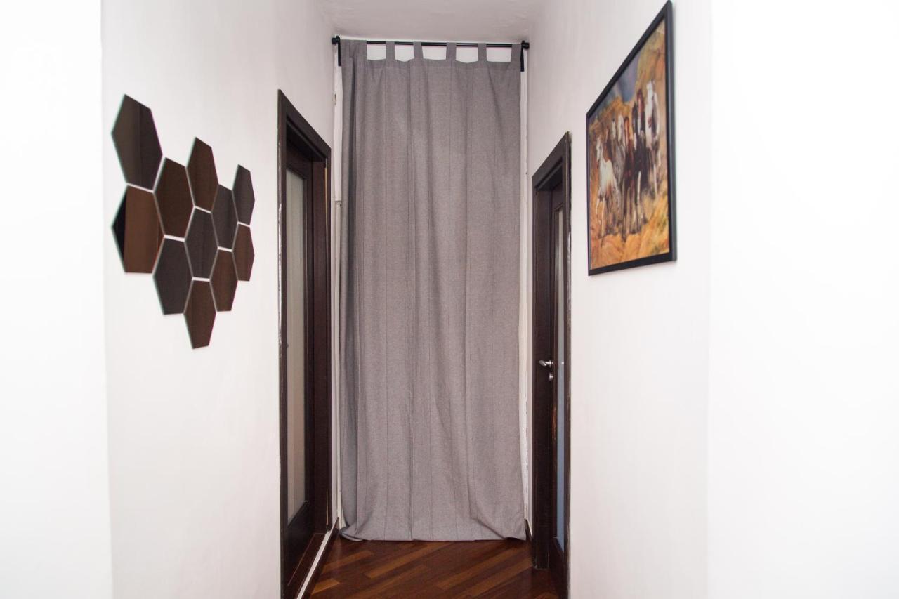 Cuore Di Spaccanapoli Apartment ภายนอก รูปภาพ