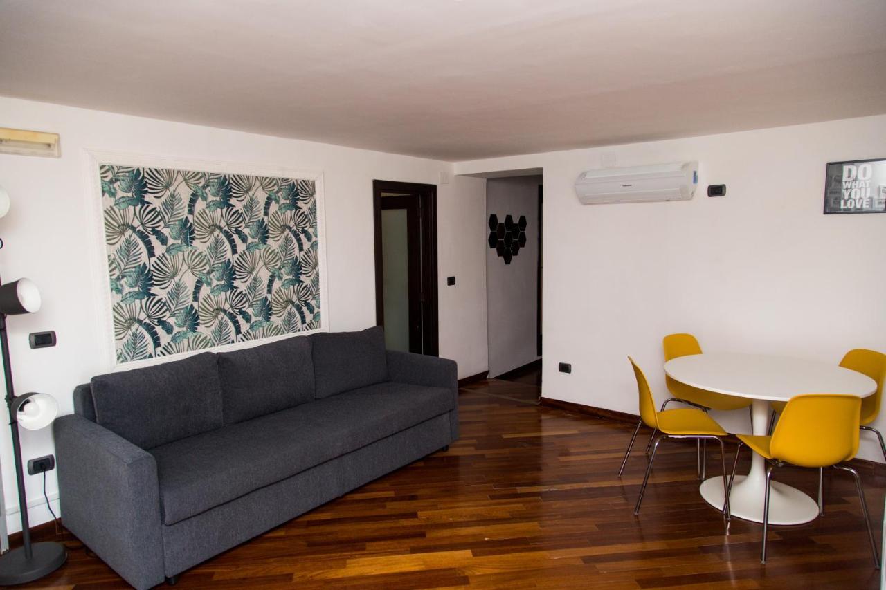 Cuore Di Spaccanapoli Apartment ภายนอก รูปภาพ